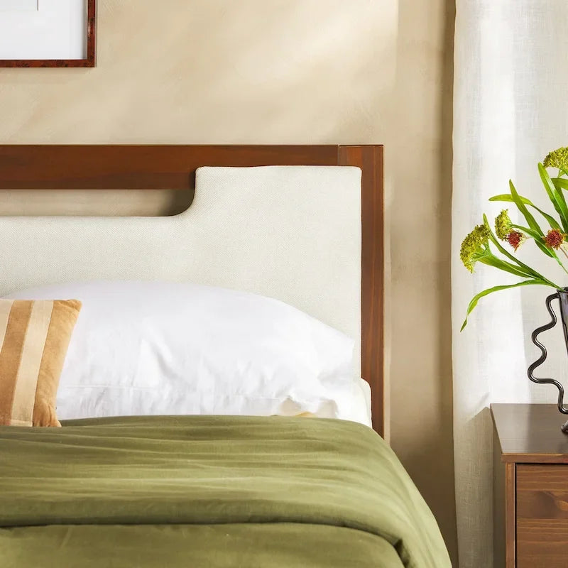 Mid-Century Modern Solid Wood Storage Platform Bed with Under-Bed Drawers