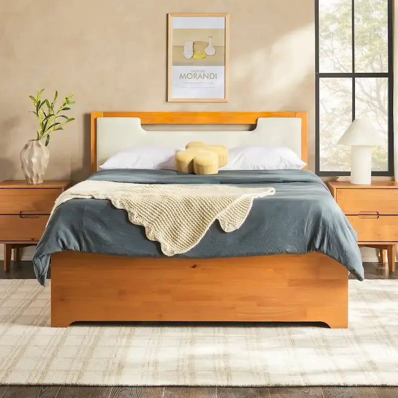 Mid-Century Modern Solid Wood Storage Platform Bed with Under-Bed Drawers